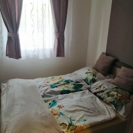 Appartement Balaton 104 *